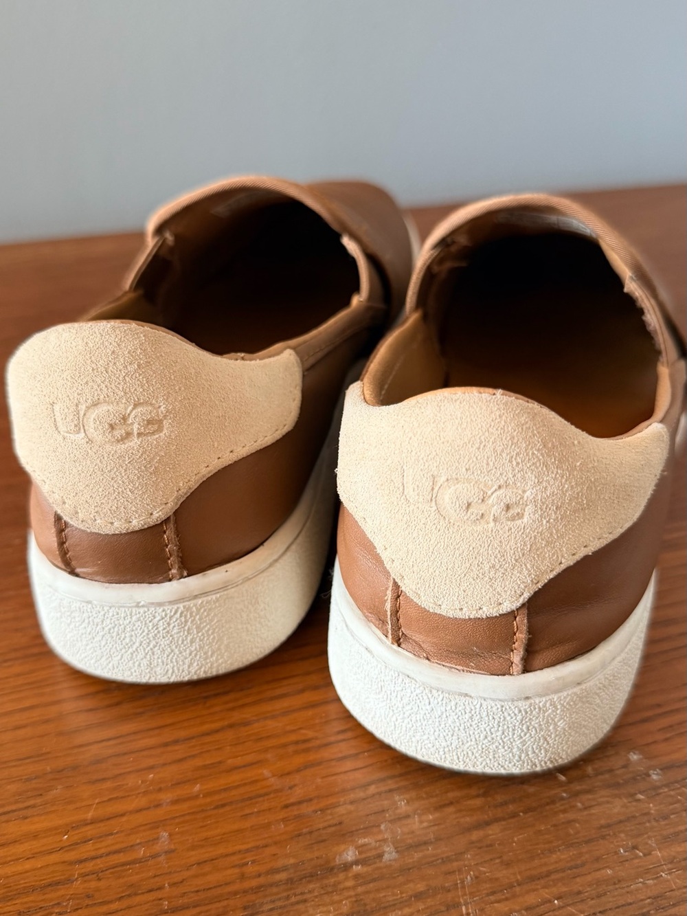 UGG Alameda Leather Slip-On Sneakers Chestnut Brown Women's 7.5